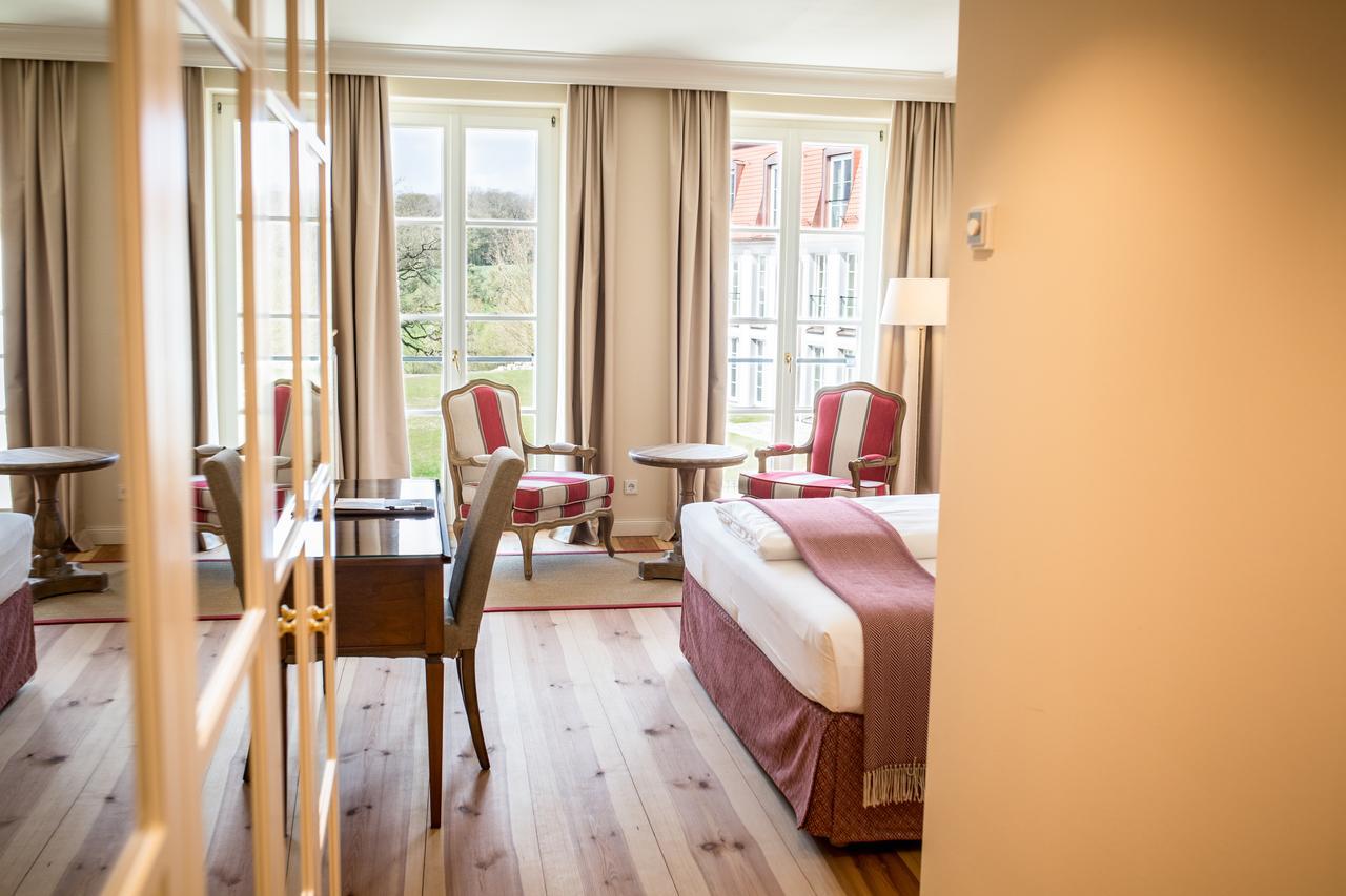 Hotel Schloss Leitheim Esterno foto